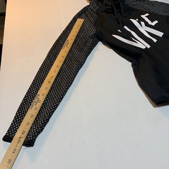 Nike Womens Dri-fit black & white hoodie size small - Picture 6 of 9